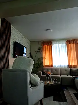 Snapshot of Emanuel00_- chatting on November 24, 2:39 pm Emanuel00 - online show from November 24, 2:39 pm