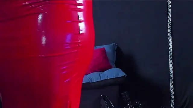 Snapshot of KatrinaStone chatting on February 9, 8:46 pm KatrinaStone online show from February 9, 8:46 pm