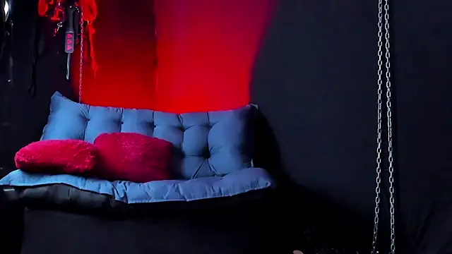 Snapshot of KatrinaStone chatting on February 23, 11:13 pm KatrinaStone online show from February 23, 11:13 pm