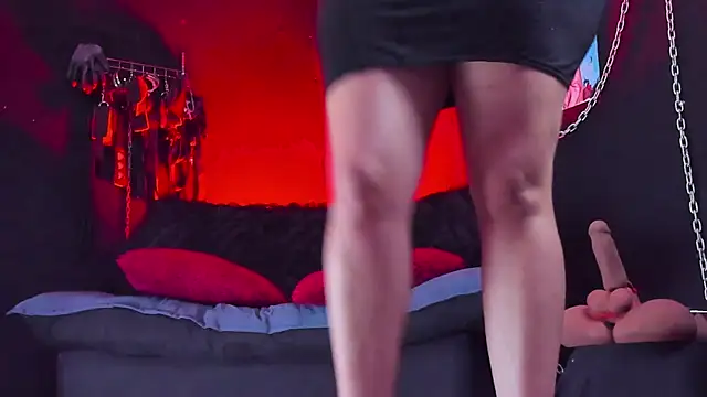 KatrinaStone online show from April 14, 10:05 pm