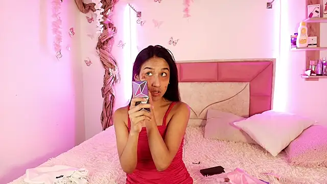 Snapshot of AdaharaBanks chatting on November 7, 5:35 pm AdaharaBanks online show from November 7, 5:35 pm