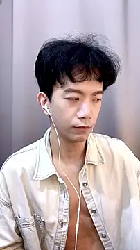 Snapshot of CouplingCry chatting on June 17, 4:26 am CouplingCry online show from June 17, 4:26 am