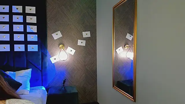 moon sanny online show from April 5, 1:03 am