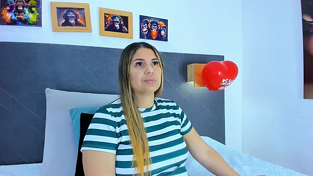 Andhrea Vale online show from February 14, 12:02 pm