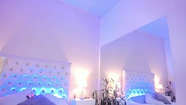 Snapshot of Scarlett_Bunny_ chatting on April 24, 1:46 pm Scarlett Bunny online show from April 24, 1:46 pm