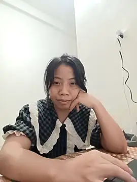 Snapshot of Diana_loo chatting on November 7, 2:28 pm Diana loo online show from November 7, 2:28 pm