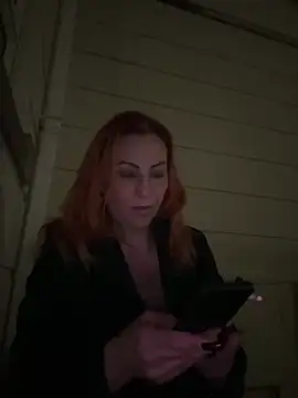 Snapshot of pervimilf chatting on February 1, 10:19 pm pervimilf online show from February 1, 10:19 pm