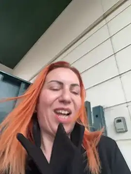 Snapshot of pervimilf chatting on February 5, 11:15 am pervimilf online show from February 5, 11:15 am