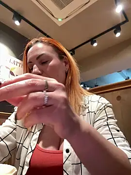 Snapshot of pervimilf chatting on February 23, 10:34 am pervimilf online show from February 23, 10:34 am