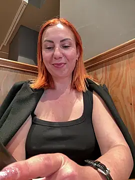 Snapshot of pervimilf chatting on May 13, 10:23 am pervimilf online show from May 13, 10:23 am