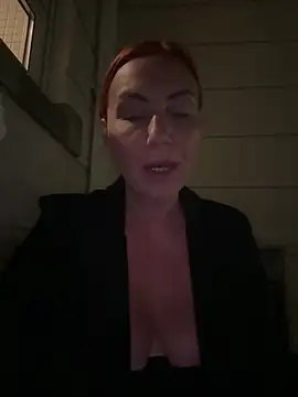 Snapshot of pervimilf chatting on June 10, 10:41 pm pervimilf online show from June 10, 10:41 pm