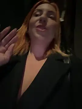 Snapshot of pervimilf chatting on June 17, 10:21 pm pervimilf online show from June 17, 10:21 pm
