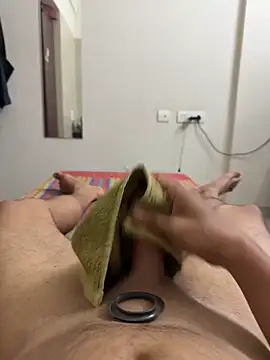 Aaronblazer online show from April 17, 4:43 pm