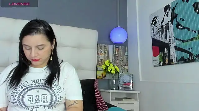 Sharon Tyga20 online show from November 19, 8:09 pm