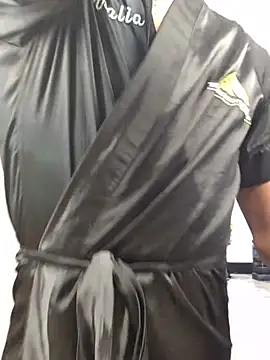 Snapshot of RosaliaMontero chatting on February 22, 9:24 pm RosaliaMontero online show from February 22, 9:24 pm