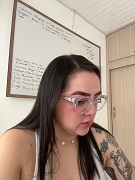 cleo wale  online show from November 28, 1:47 pm