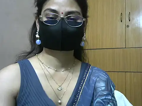 Snapshot of Fairy_Pie chatting on May 23, 5:50 pm Fairy Pie online show from May 23, 5:50 pm