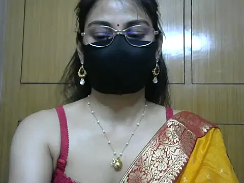Snapshot of Fairy_Pie chatting on May 30, 7:33 pm Fairy Pie online show from May 30, 7:33 pm