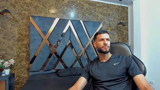 Jacob Benelli online show from February 6, 11:19 pm