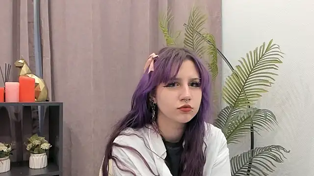 Snapshot of KishaRowsey chatting on November 9, 7:50 am KishaRowsey online show from November 9, 7:50 am