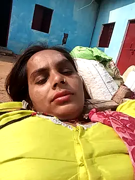 Snapshot of CUTE_V_SEXY chatting on November 10, 4:33 am CUTE V SEXY online show from November 10, 4:33 am