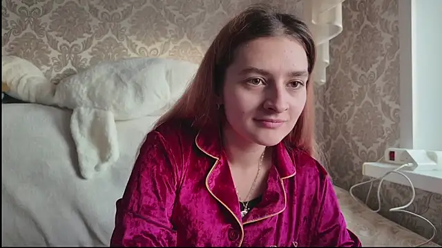 SweetLiaison online show from November 19, 6:13 am