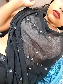Snapshot of Sexy_Divya__ chatting on May 8, 1:49 pm Sexy Divya online show from May 8, 1:49 pm