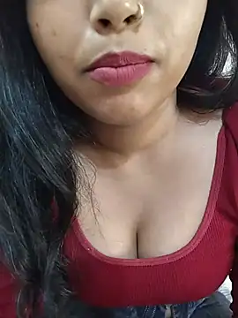 Snapshot of Sexy_Divya__ chatting on May 15, 12:56 pm Sexy Divya online show from May 15, 12:56 pm