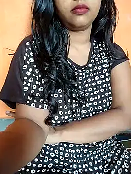 Snapshot of Sexy_Divya__ chatting on May 18, 12:51 am Sexy Divya online show from May 18, 12:51 am