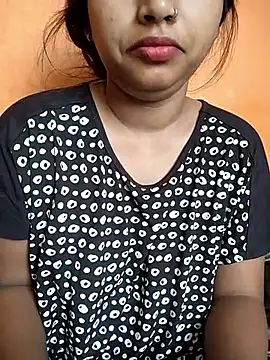 Snapshot of Sexy_Divya__ chatting on May 19, 12:38 am Sexy Divya online show from May 19, 12:38 am