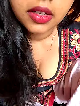 Snapshot of Sexy_Divya__ chatting on May 29, 1:25 am Sexy Divya online show from May 29, 1:25 am