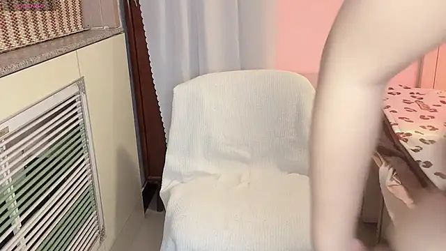 Snapshot of CCUU-CC chatting on January 13, 1:16 pm CCUU-CC online show from January 13, 1:16 pm