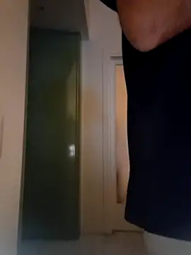 CuteDaddy92 online show from April 16, 11:18 pm