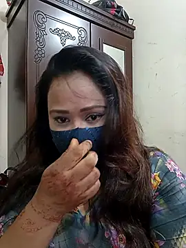 Snapshot of sadiya56803 chatting on April 7, 8:20 pm sadiya56803 online show from April 7, 8:20 pm