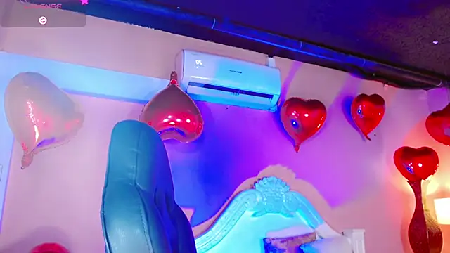 AnnaRouseQueen online show from February 12, 8:04 pm