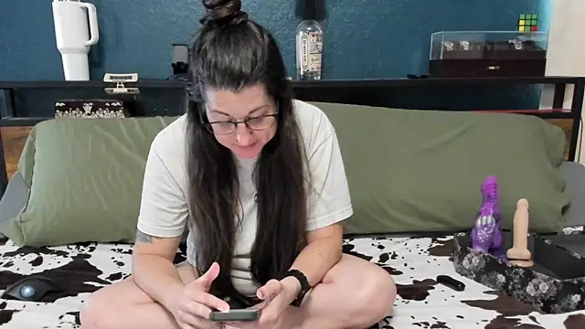 Snapshot of Sammie_Ray chatting on May 4, 2:46 pm Sammie Ray online show from May 4, 2:46 pm