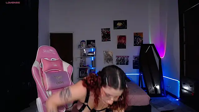 Snapshot of ratts- chatting on November 11, 5:46 pm ratts- online show from November 11, 5:46 pm