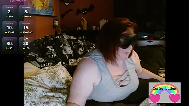 Snapshot of Coffee_Button chatting on November 8, 4:34 am Coffee Button online show from November 8, 4:34 am