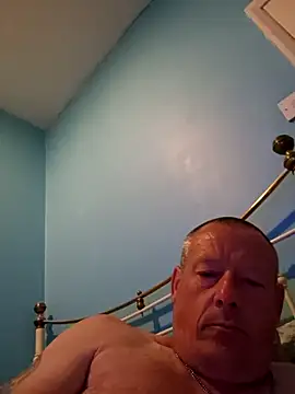 Snapshot of Tyson120 chatting on July 25, 9:56 pm Tyson120 online show from July 25, 9:56 pm