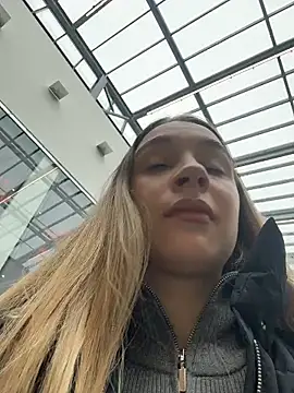 SashaCatt online show from March 25, 9:15 am