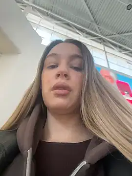 SashaCatt online show from April 13, 8:09 am