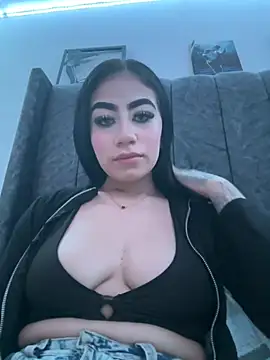 SCARLETT INK  online show from February 1, 1:04 am