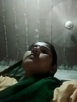 Snapshot of Seema_ji12 chatting on May 26, 3:52 pm Seema ji12 online show from May 26, 3:52 pm