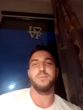 Snapshot of BlueEyeVibe chatting on December 5, 3:30 pm BlueEyeVibe online show from December 5, 3:30 pm