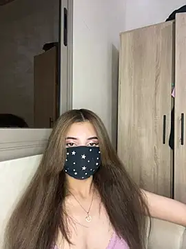 Snapshot of Faton_x chatting on June 16, 9:17 pm Faton x online show from June 16, 9:17 pm