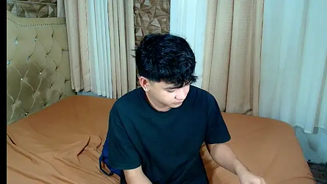 babygurlsweetcock online show from February 13, 4:41 am