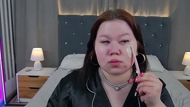 EvaNova  online show from February 12, 4:51 am