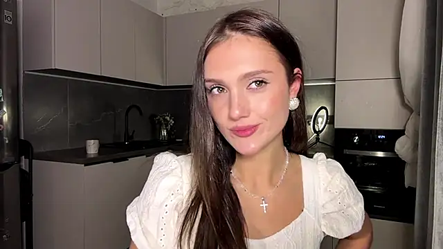 Snapshot of MagdaLavezzo chatting on November 18, 2:32 pm MagdaLavezzo online show from November 18, 2:32 pm