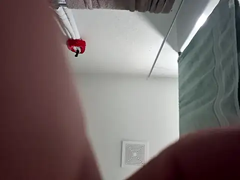 elchuloleo online show from March 6, 7:16 am