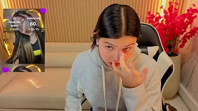 venus velvet tp online show from March 29, 1:00 pm